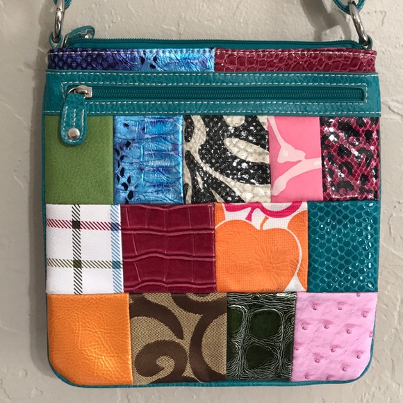 Colorful, patchwork Purse - Picture 3 of 4